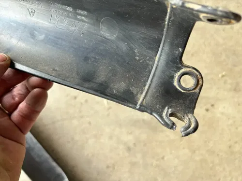 Black Fork Guards  * KTM * 2 & 4 Stroke * 1998-2015