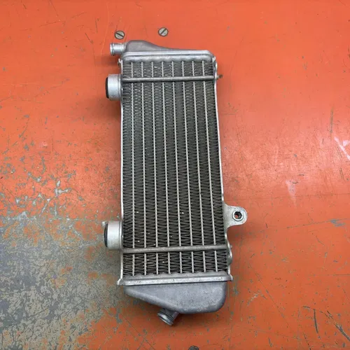 2010 KTM 530 EXC Left Side OEM 77035007300 Radiator 250 350 450 500 2008-2016