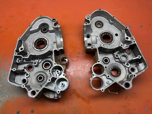 2003 KTM 525 EXC Engine Case Set Cases 450 520 MXC SX 2000-2003