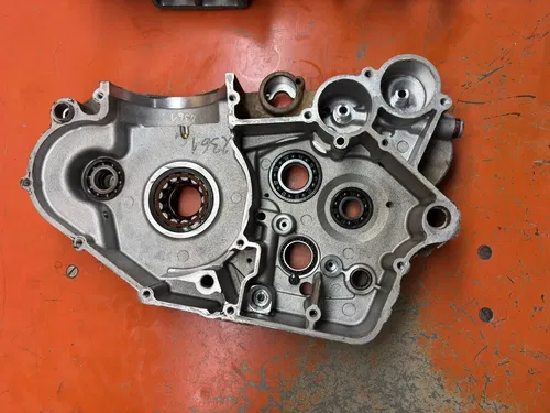 2003 KTM 525 EXC Engine Case Set Cases 450 520 MXC SX 2000-2003