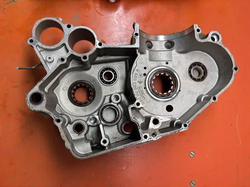 2003 KTM 525 EXC Engine Case Set Cases 450 520 MXC SX 2000-2003