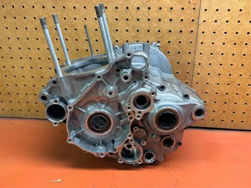 2018 16-18 KTM 350 SXF XCF OEM Engine Crankcase Set Block Half Cases Bottom End