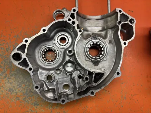 2018 16-18 KTM 350 SXF XCF OEM Engine Crankcase Set Block Half Cases Bottom End