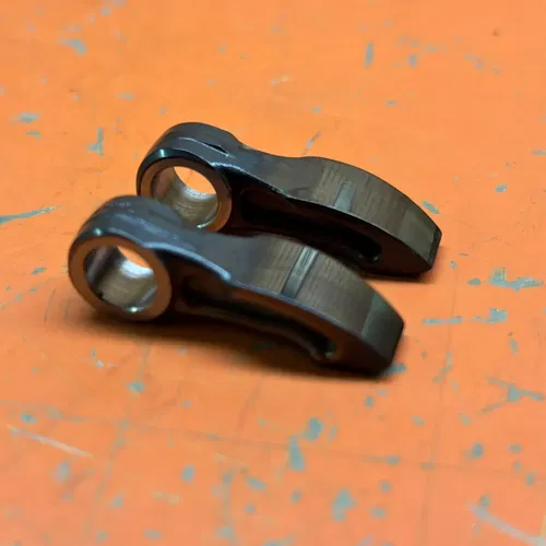 Valve Finger Follower Lever  77236060100 KTM Husky Gas Gas 250 350 690 701