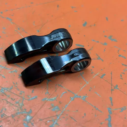Valve Finger Follower Lever  77236060100 KTM Husky Gas Gas 250 350 690 701