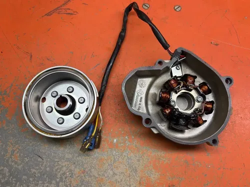 Charging Lighting Flywheel 4K3B Stator and Cover * 2003 KTM 525 EXC * 2000-2007