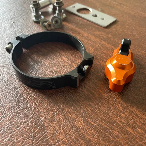 Works Connection Hole Shot Device