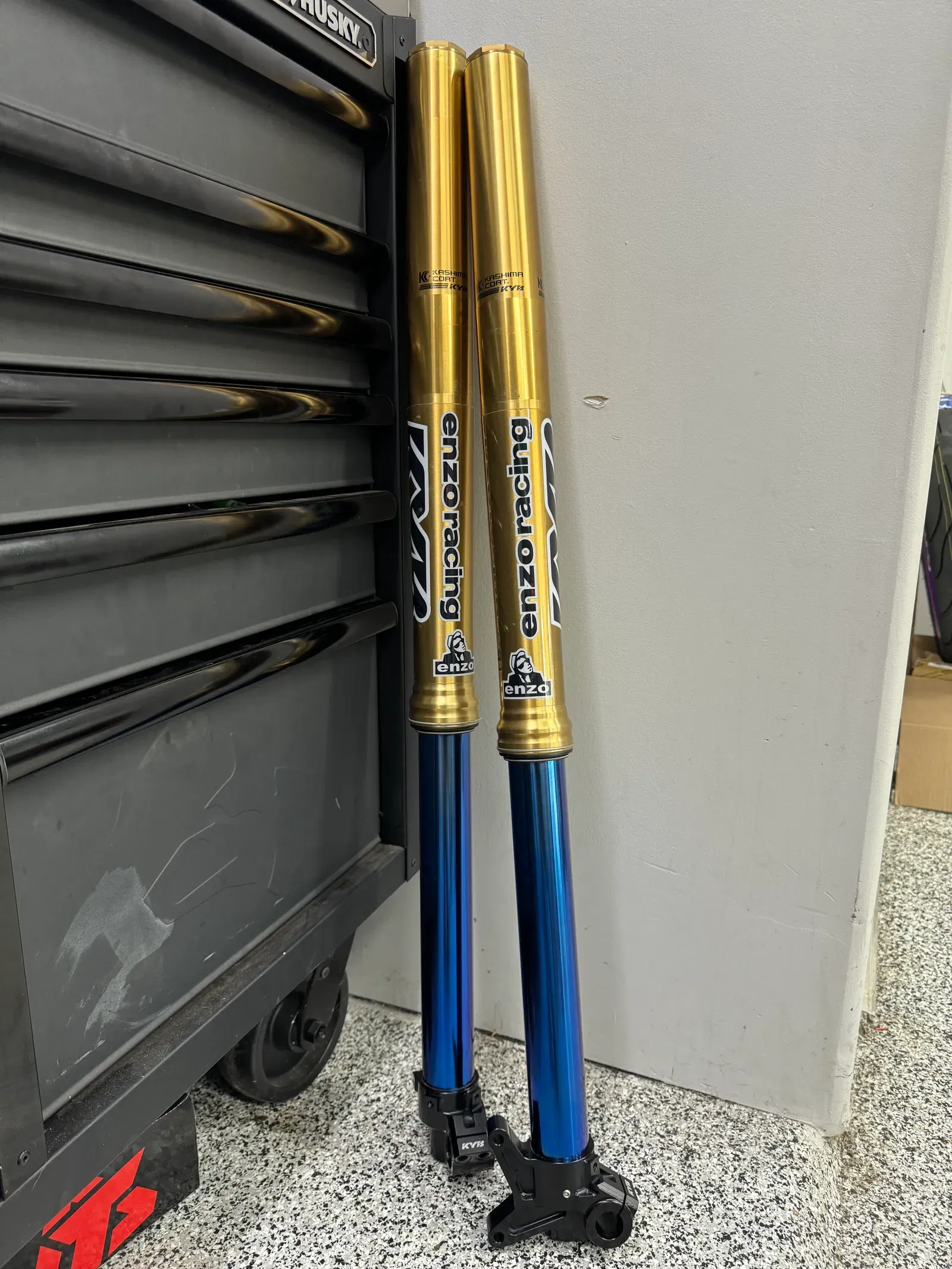 KYB カヤバ 24V MMP-22-B350ZA-Z-2 KYB JAOS - KYB Americas