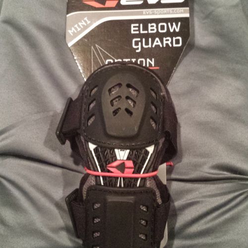 EVS Youth Elbow Guards