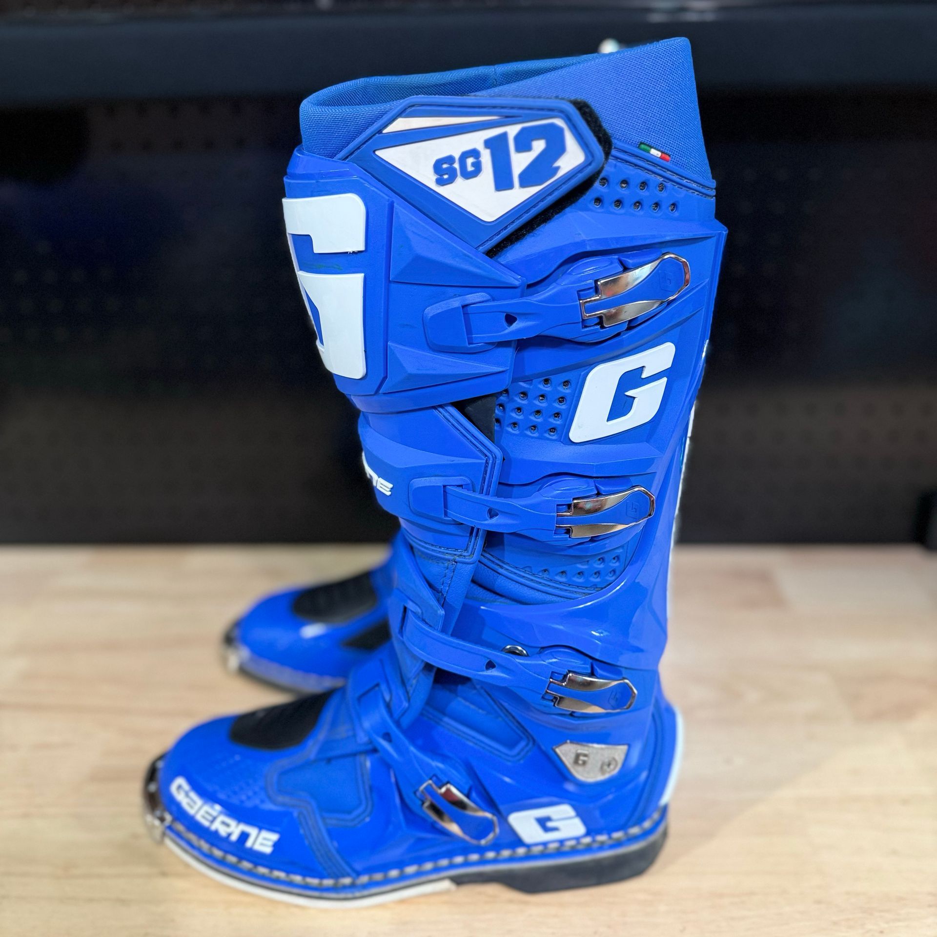 Gaerne SG12 Solid Blue Sz 9