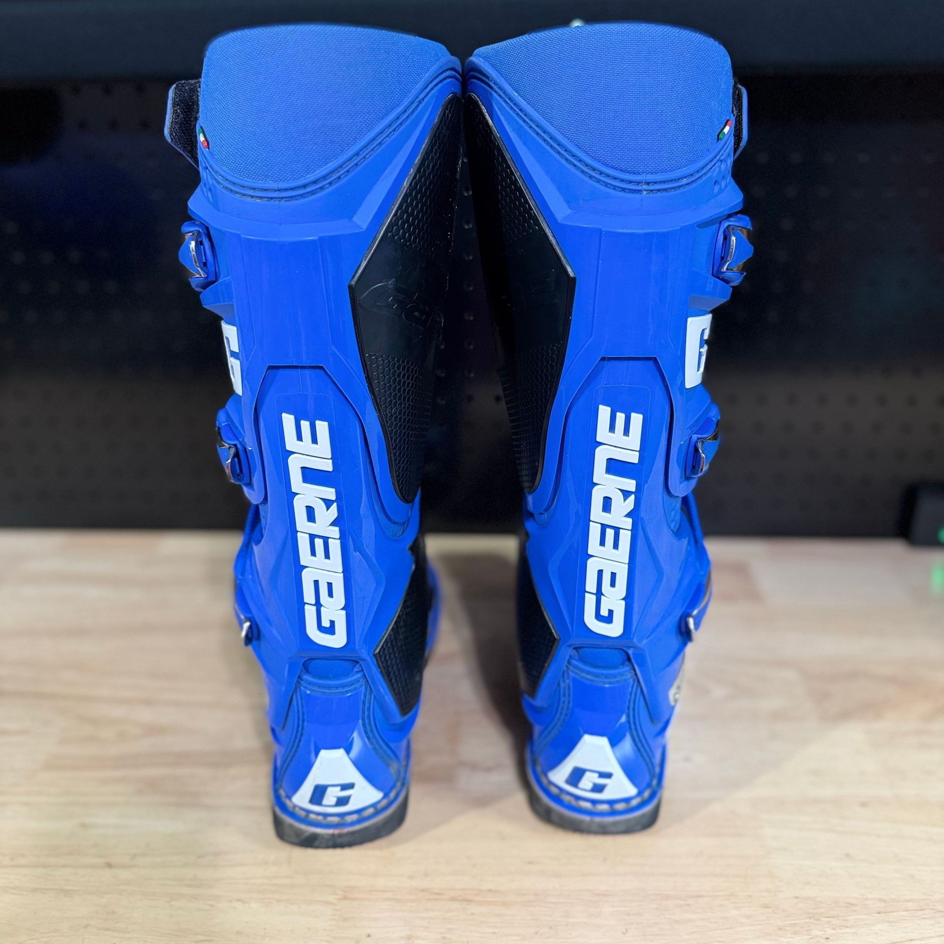 Gaerne SG12 Solid Blue Sz 9