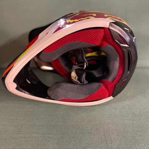 Fox V3 Motif Helmet