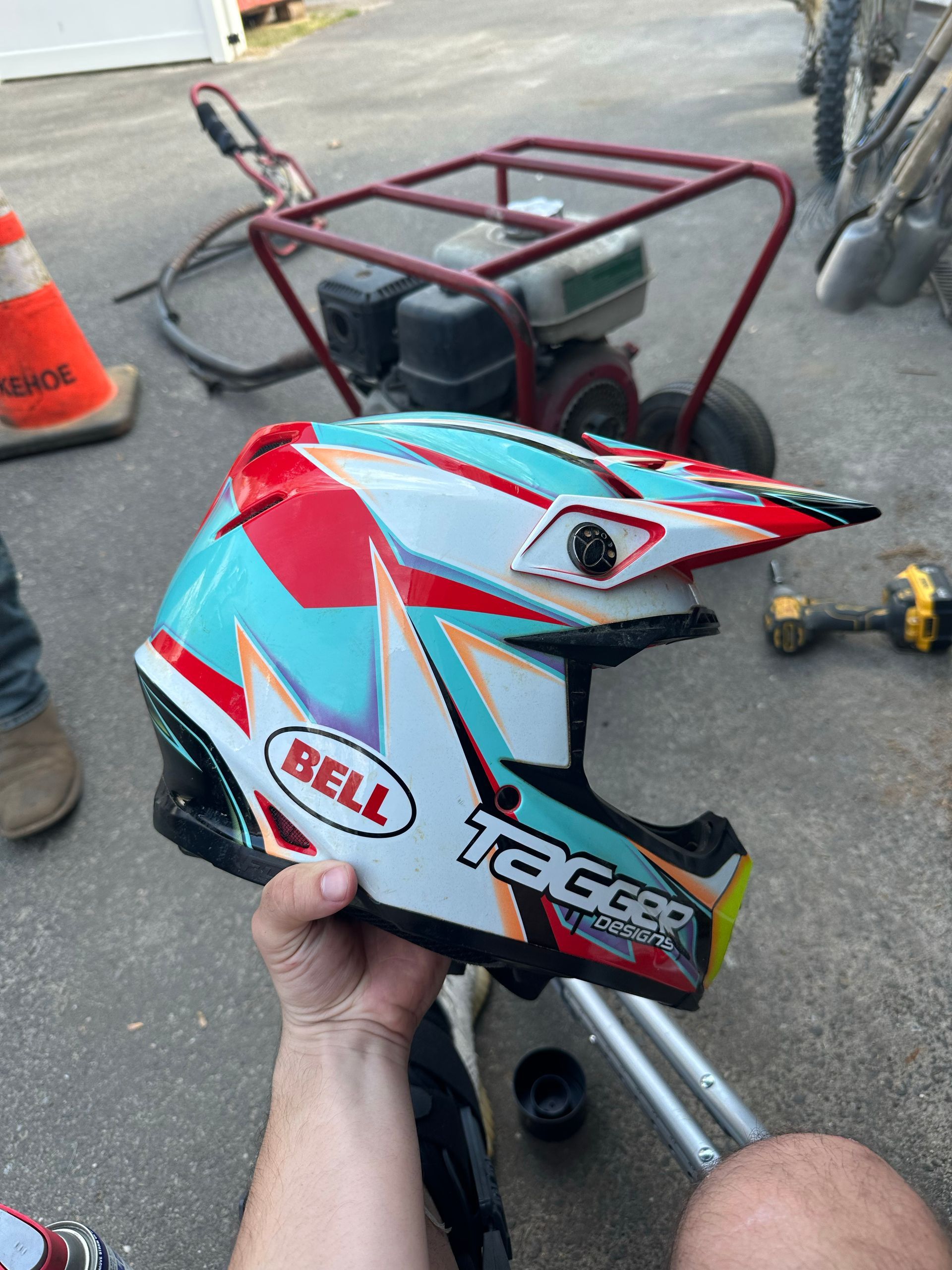 Bell 9 Helmet Meduim
