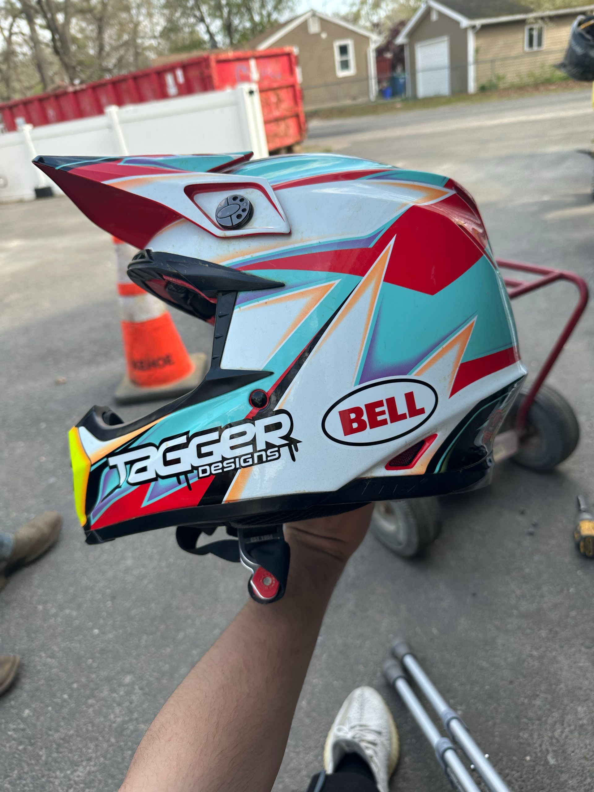 Bell 9 Helmet Meduim