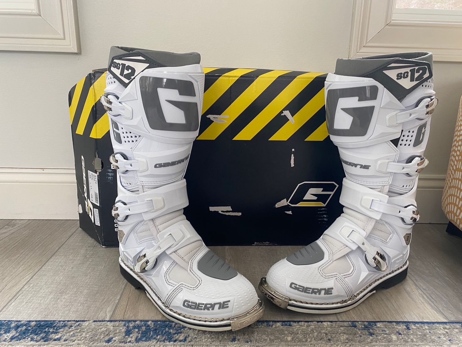 Sg12 boots on sale