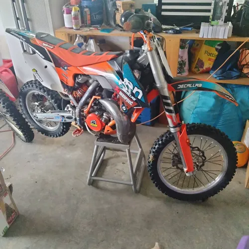 KTM 85 Sx lots of new parts very well maintained 