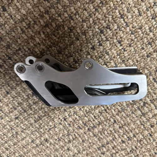 CRF 450RL Chain Guide 