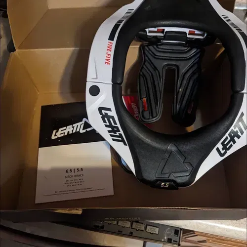 Leatt Neck Brace