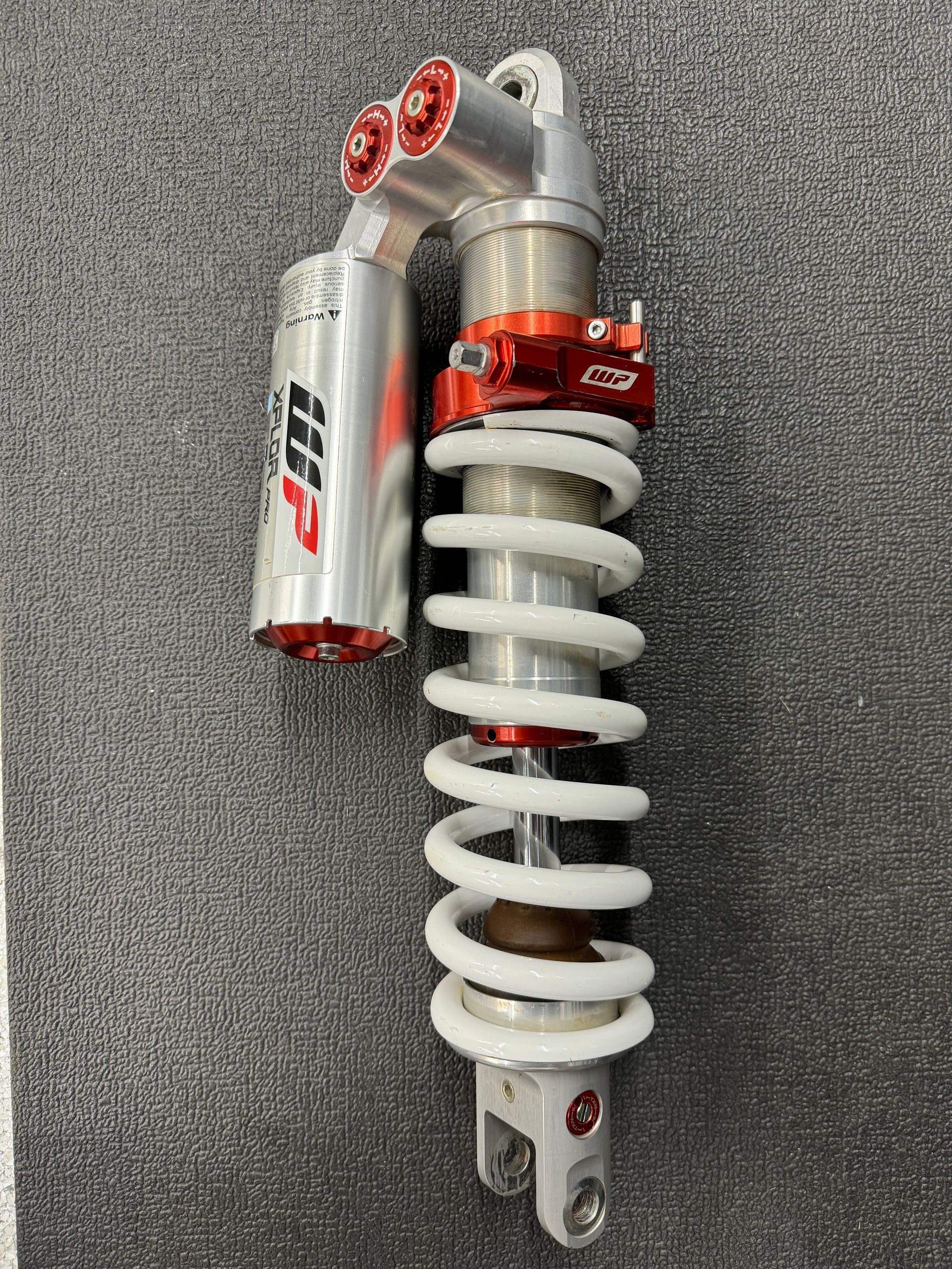 WP Xact Pro 8950 PDS SuperTrax Performance Shock