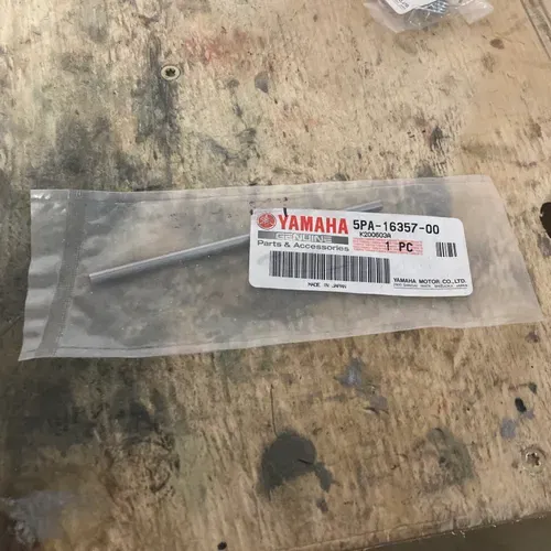Yz85 Clutch Pushrod, actuator, and spring
