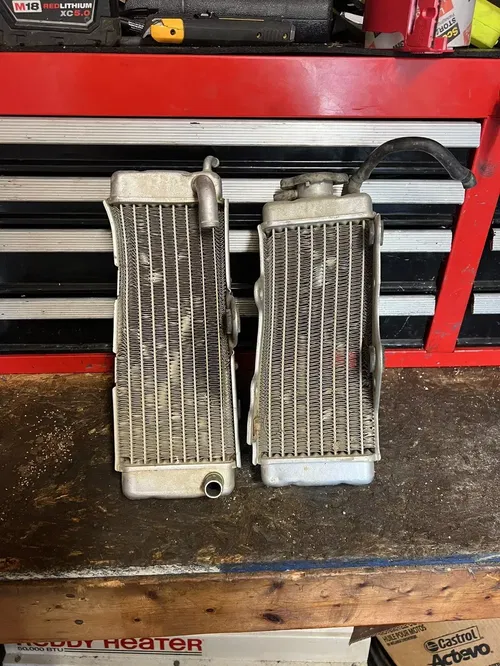 RADIATOR TOYO 80605 HUSQVARNA WR 125 2T 1995 1996 1997 1998 RADIATEUR GAUCHE KÜH