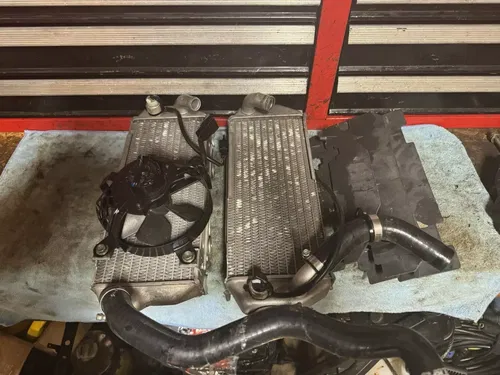 05-24 SUZUKI DRZ400SM DRZ 400 LEFT RIGHT ENGINE MOTOR COOLING COOLER RADIATOR