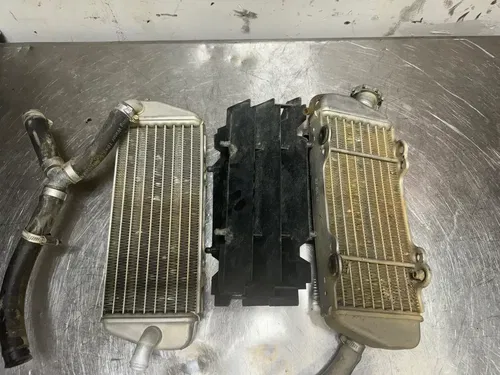 2005-2006 KTM 250 SXF Left  Right Radiator 77035007000