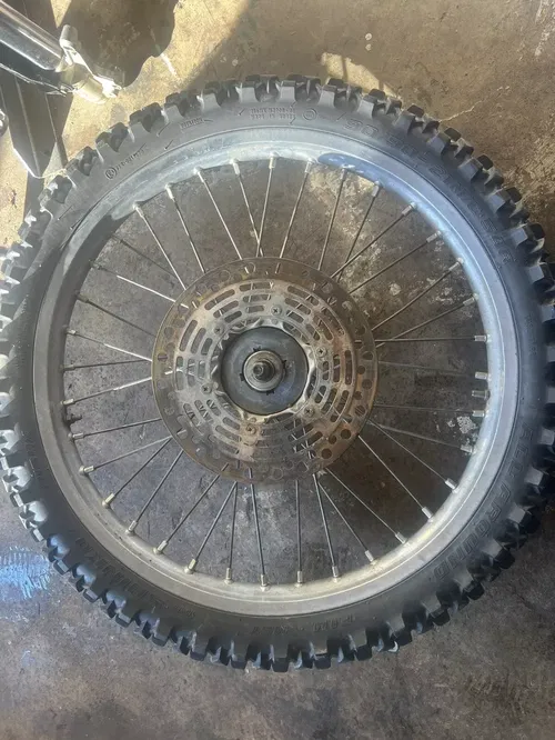 1994 SUZUKI RM125 OEM FRONT WHEEL RIM TIRE HUB ROTOR 55311-27C00 55311-28C01 21"