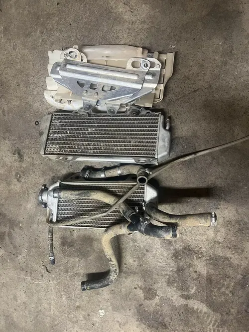 2012 08-17 RMZ250 RMZ 250 Radiator Left Radiator  Coolant