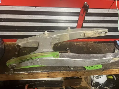 2011 Kawasaki KX250F Swingarm 33001-0245 Swing Arm KX450F KX 250 450 11 #7