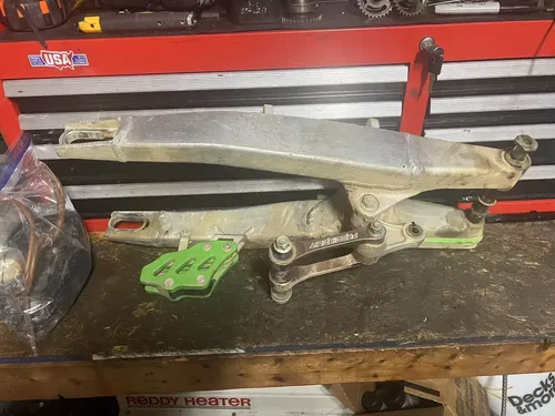 2011 Kawasaki KX250F Swingarm 33001-0245 Swing Arm KX450F KX 250 450 11 #7