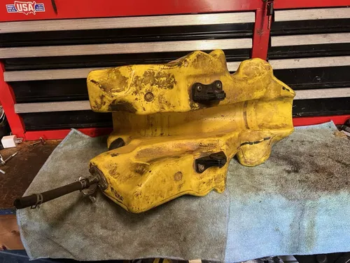 2001-2006 Suzuki RM125 RM250 OEM Gas Fuel Tank RM 125 250 01 02 03 04 05 06
