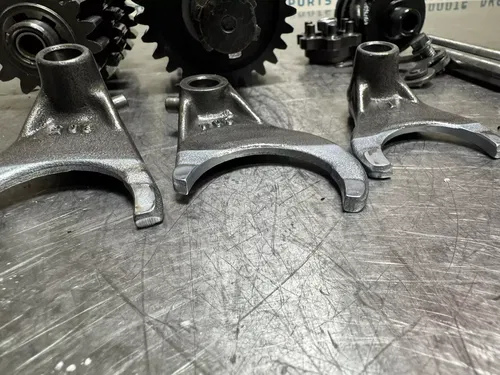 90-93 Kawasaki Kx250 Engine Transmission Tranny Assembly Gears 13127-1201 OEM