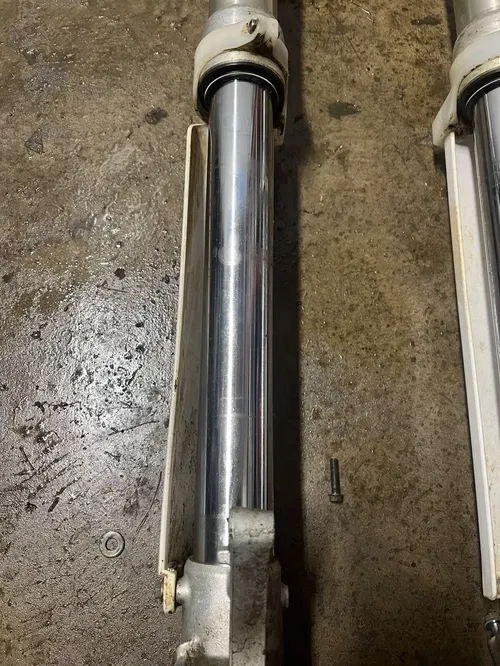 99 WR400F Forks 5GS-23103-L0-00, 5GS-23102-L0-00