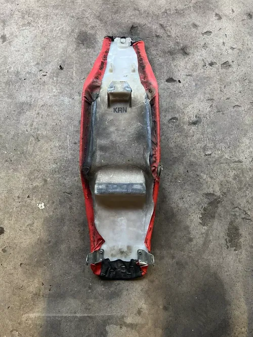 04 05 06 07 08 09 HONDA CRF250R  FRONT DRIVERS SEAT PAD SADDLE