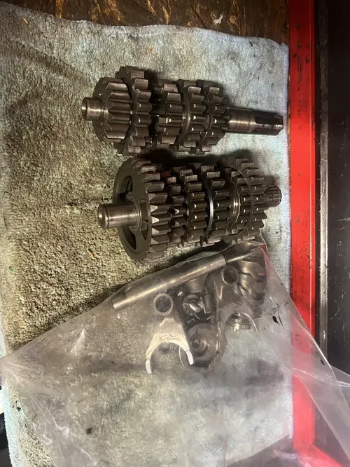 92-97 1993 RM125 RM 125 Transmission Main Input Output Counter Shaft Gears A