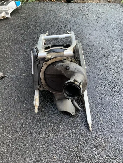 2001 Yamaha Yz 250f Subframe Yz250f 2000-2001 Yz 426f Yz426f Rear Frame