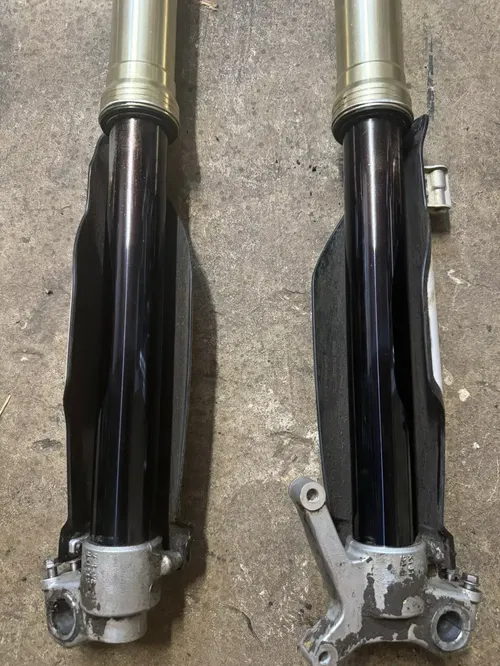 2010 KX250F Forks Suspension Showa 47mm