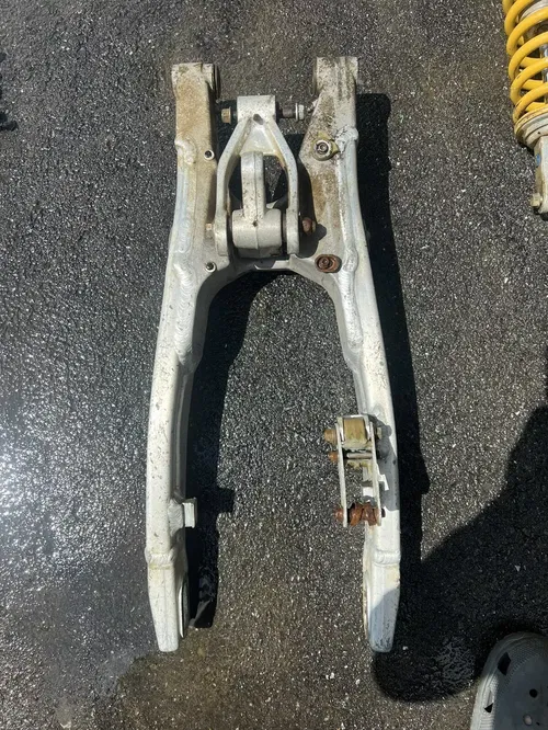 SWINGARM SWING ARM REAR 800171618 HUSQVARNA WR 125 2T 1995 1996 1997 1998