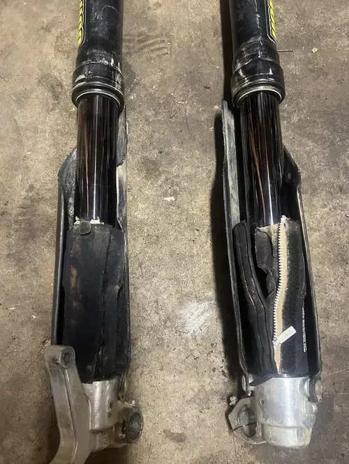 2007 Gas Gas EC300Front Forks Suspension Triple Clamps Trees EC 200 250 300