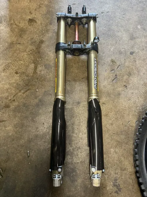 Showa Front Forks Suspension w/ Triple Tree 2020 Kawasaki KX450 OEM 20 21 22 23