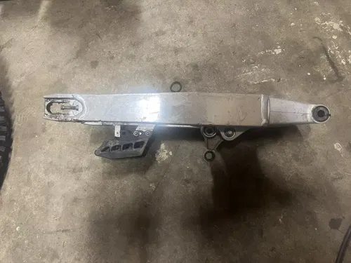 2010 RMZ250 Swing Arm Swingarm Suspension Rear Arm 2010 2011 2012 2013