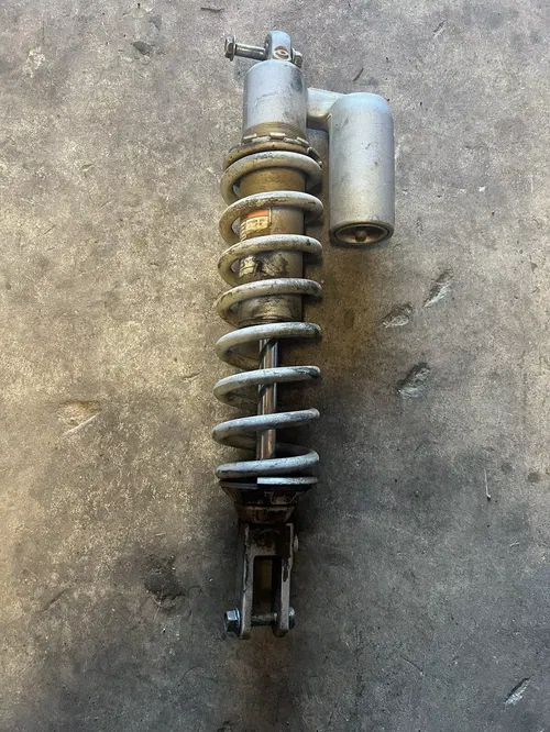 04 05 KAWASAKI KX 250F 04-06 RMZ 250 OEM REAR SHOCK NICE!!! 45014-0083-8V