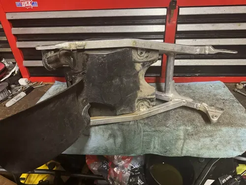 2010 10-11 KX250F KX 250F OEM Subframe Rear Chassis Seat Rail Support Bracket