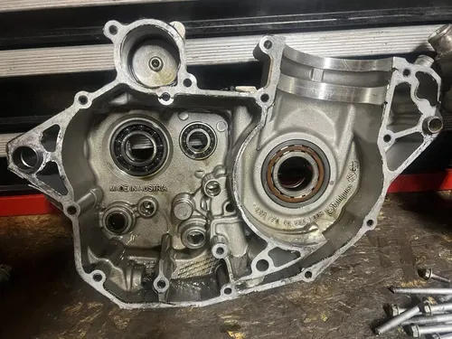 Engine Case Set   2008 KTM 250 SXF  2007-2010