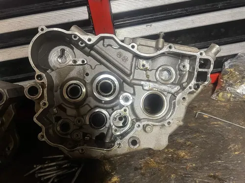 Engine Case Set   2008 KTM 250 SXF  2007-2010