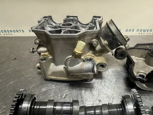2016 Yamaha YZ450F Motor Engine Cylinder Head with Valves OEM 1SL-11102-00-00