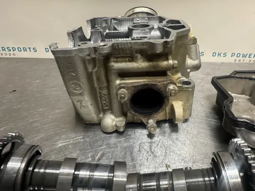 2016 Yamaha YZ450F Motor Engine Cylinder Head with Valves OEM 1SL-11102-00-00
