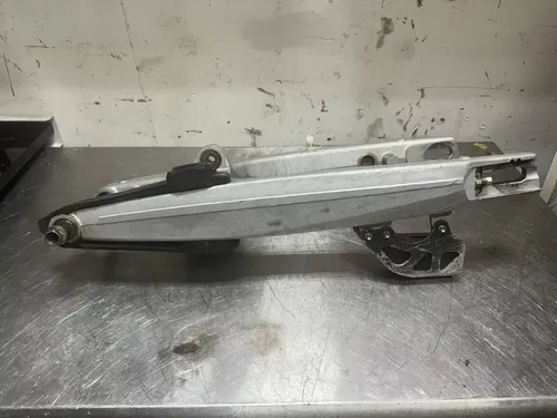 2006 KTM 250 SXF Swingarm OEM Rear Swing Arm Link Suspension SX SX-F 2005-2007