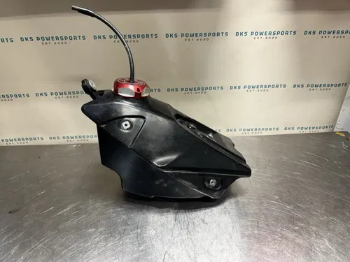 2014 - 2017 CRF250R Fuel Tank Gas Tank 2013 - 2016 CRF450R 17510-MEN-A70
